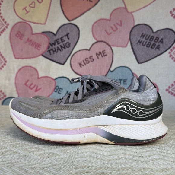 Size 10.5 - Saucony Endorphin Shift 2 S10689-15 Gray Running Sneakers Women - Picture 1 of 10